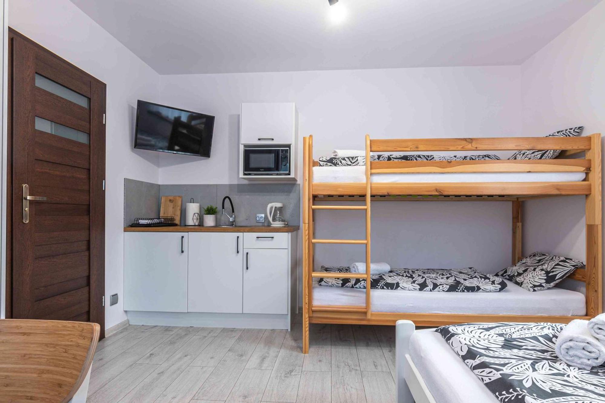 Dworek Na Zakrecie - Noclegi Zator Exterior photo